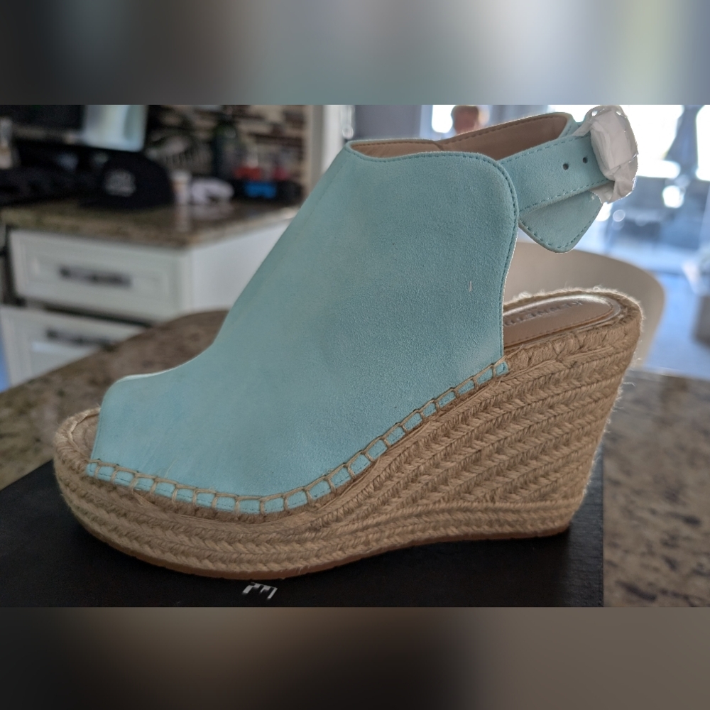 Kenneth Cole Olivia wedge in aqua 8